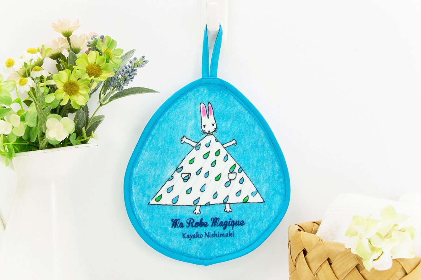 http://www.ehonnavi.net/shopping/item.asp?c=4548266382110