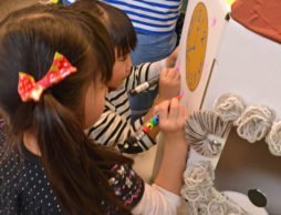 「ラプンツェルの塔」を子どもと一緒に作って遊ぼう、オリジナルダンボルン