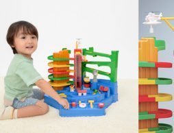 回す、押す、引くの動きでトーマスたちと大冒険に出かけよう！！