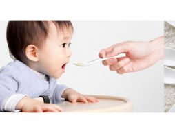 出産祝いにはネーム入りベビースプーンがおすすめ！