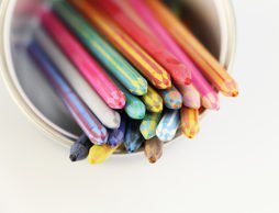 …これは絶対欲しくなります。あの「ミックス色鉛筆」が大人向けに！！