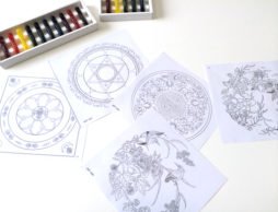 大人の塗り絵「まんだらアート」を話題の透明くれよんで塗ってみた!