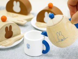 ミッフィーづくしのティーセットでほのぼのお茶会！