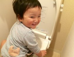 トイレトレーニングおむつバイバイ