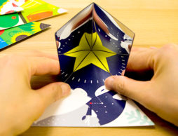 鏡でひろがる不思議な世界！あわせ鏡で絵さがしあそび「みてみてミラー」
