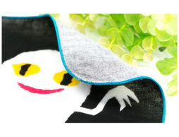 ねないこだれだ　おばけハンカチ