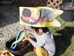 【工作あそび】鯉のぼりになって走り出せ！「こいのぼり帽子作り」
