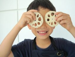 包まない！食感を楽しむれんこんシュウマイ。簡単お手伝いで笑顔がキラリ！