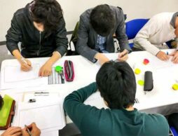 絵本作家になるには…絵本づくりを学ぶ全国のワークショップ一覧