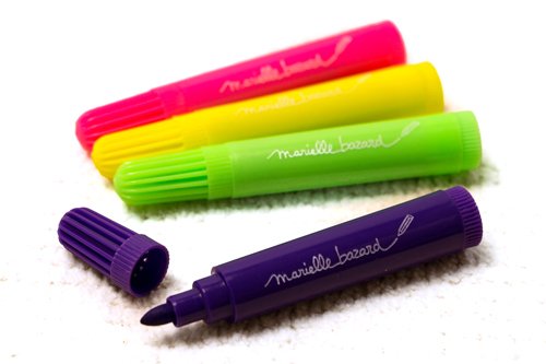 http://www.ehonnavi.net/shopping/item.asp?c=4941746809792&LID=TEM