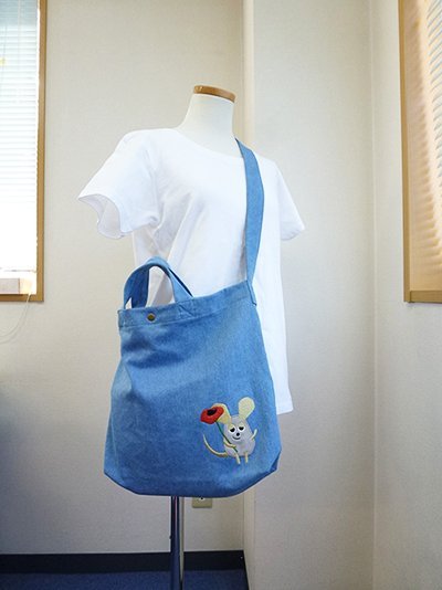 http://www.ehonnavi.net/shopping/item.asp?c=4985582191567