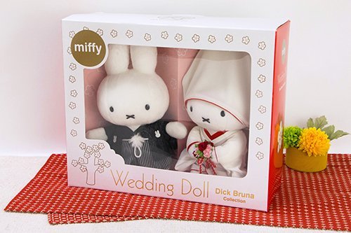 http://www.ehonnavi.net/shopping/item.asp?c=4905610668205